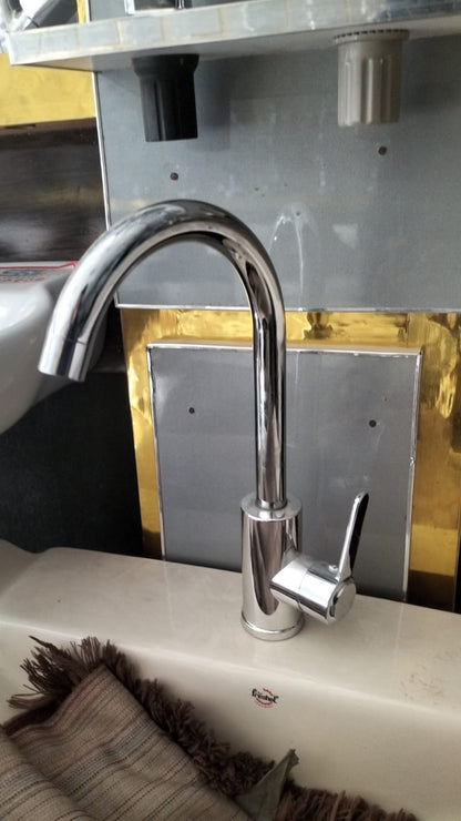 Modern Chrome High-Arc Kitchen Sink Mixer Tap | Single Handle 360° Swivel Hot & Cold Faucet